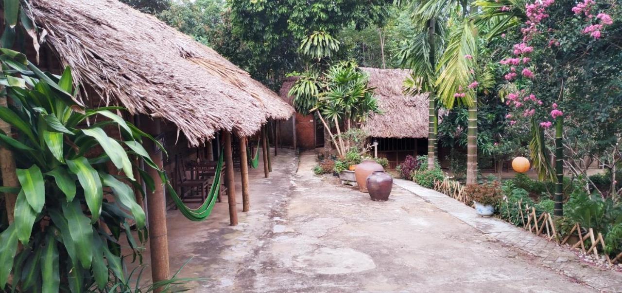 Family Homestay Ba Vi Exterior photo
