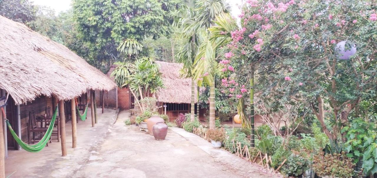 Family Homestay Ba Vi Exterior photo