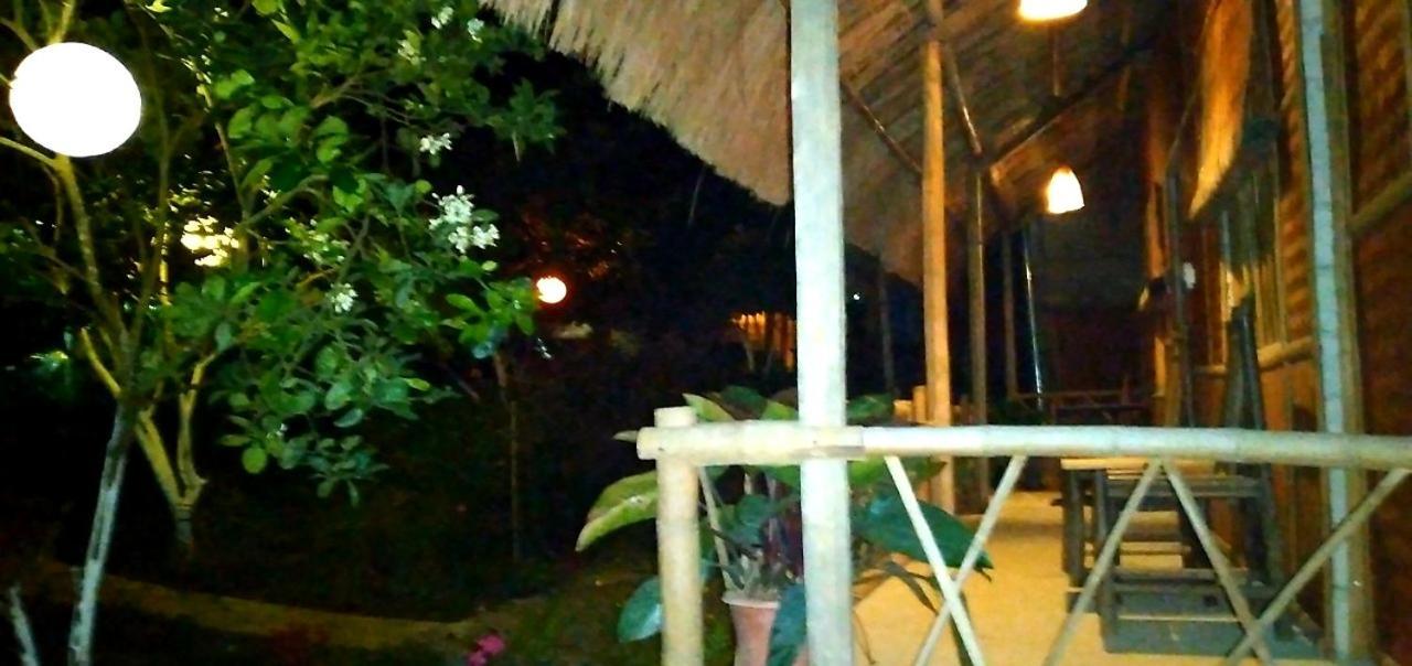 Family Homestay Ba Vi Exterior photo